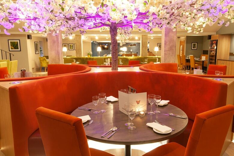 Best Western Plus White Horse Hotel