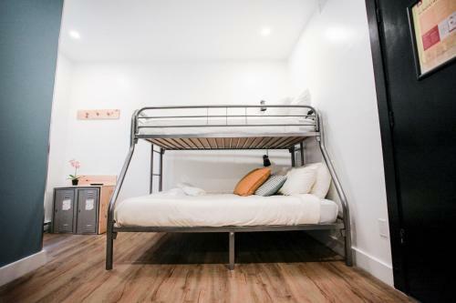 Auberge Hi-montreal Hostel