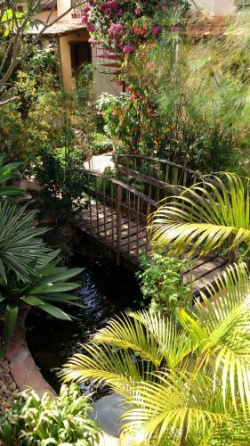 Hostal Eco Pousada Jardim Do Eden
