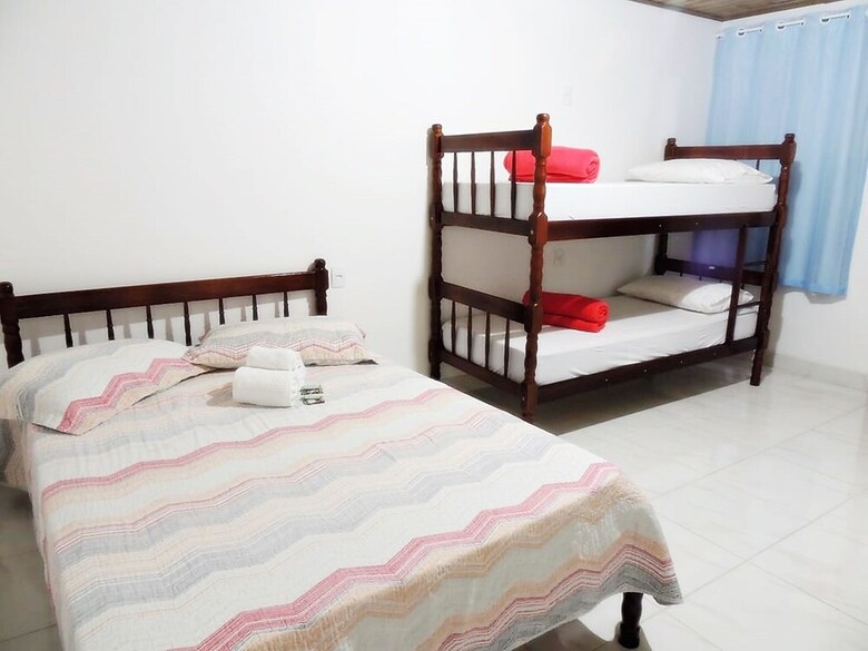 Cabanas Hostel & Suites