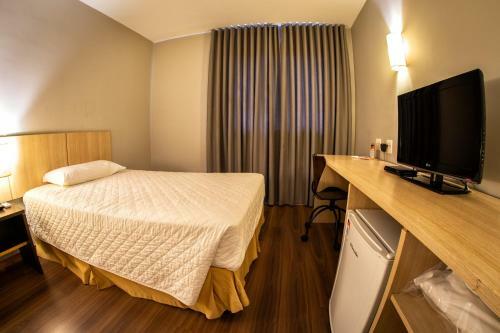 Hotel Campo Largo Express