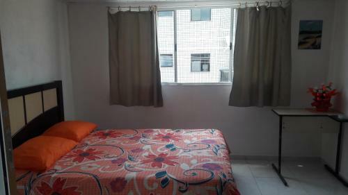 Kitnet No 2� Piso, A 300m Da Praia Do Morro