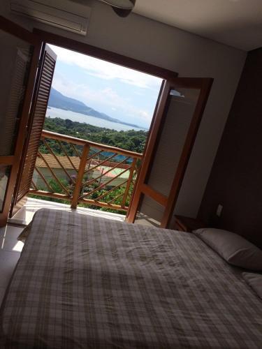 Ocean View Em Holiday Home