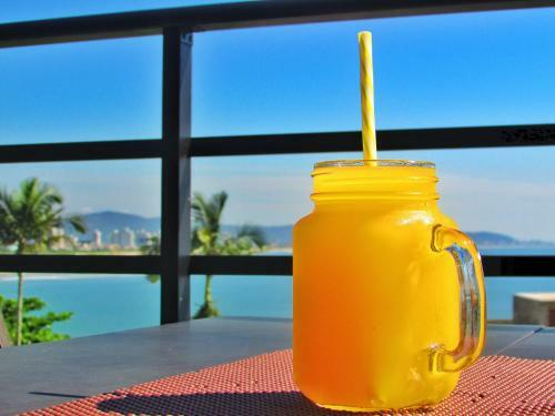 Hostal Pousada Cabe�udas