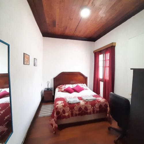 Hostal Cotroneo