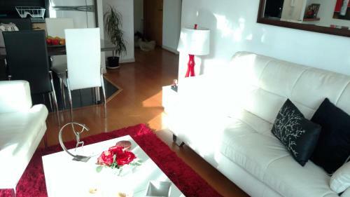 Apartamento La Gloria 30. Las Condes