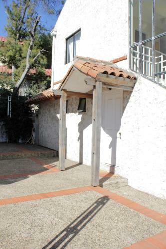 Casa Re�aca