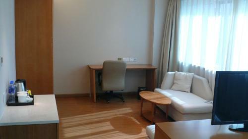 Ji Hotel Tianjin Binjiangdao