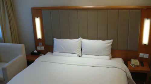 Ji Hotel Tianjin Binjiangdao