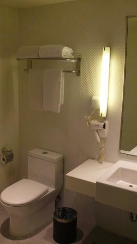 Ji Hotel Tianjin Binjiangdao