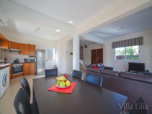 Villa Natalia Coral Bay