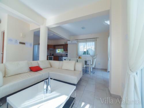 Villa Natalia Coral Bay