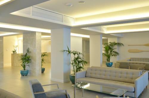 Sunrise Gardens Aparthotel