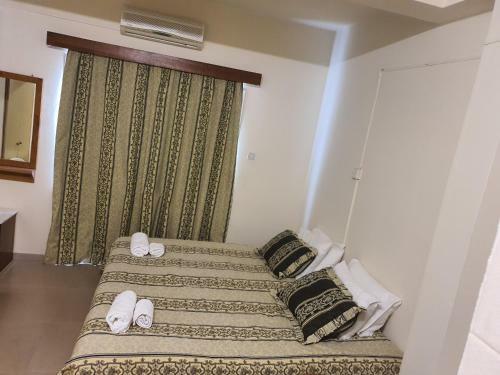 Eleni Apartments