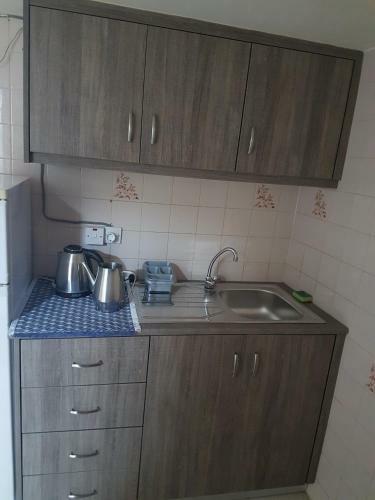Eleni Apartments