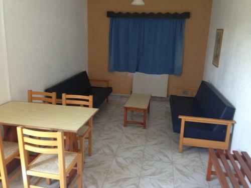 Carina Hotel Apartments