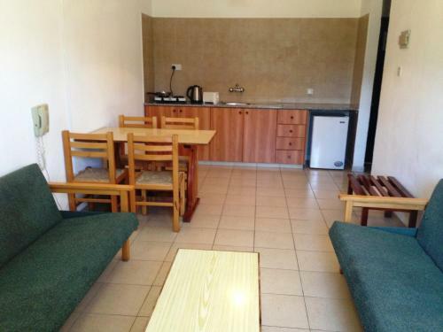 Carina Hotel Apartments