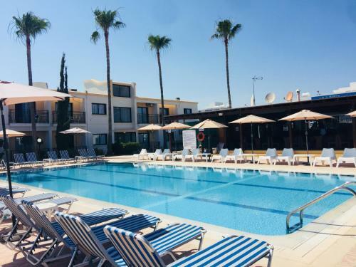 Carina Hotel Apartments