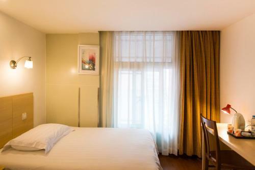 Hotel Motel Shanghai Nanjing Road People's Square