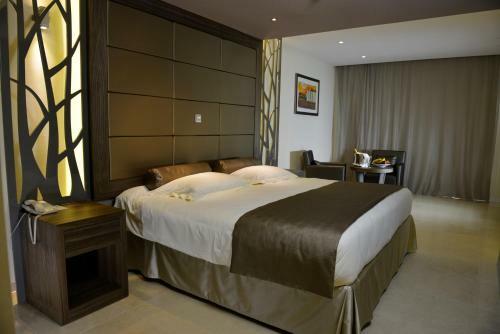 Adams Beach Hotel Deluxe Wing - Adults Only