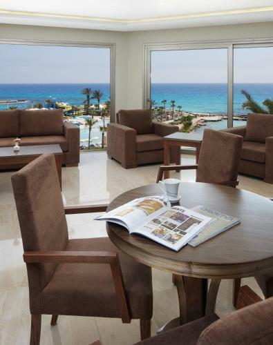 Adams Beach Hotel Deluxe Wing - Adults Only