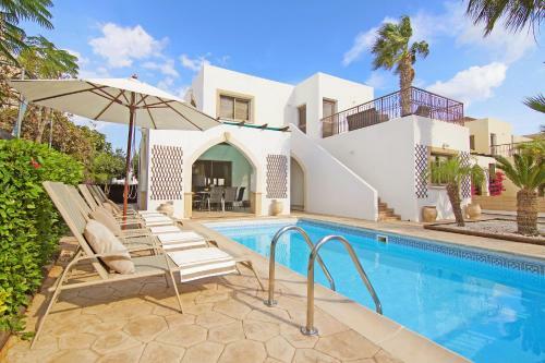 Villa Topaz