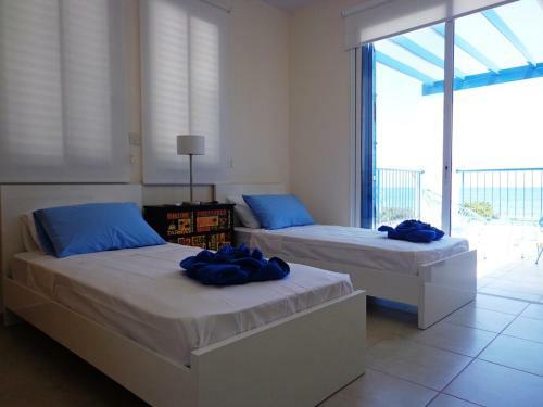 Latchi Riviera Beach Villa No.2
