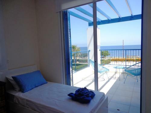 Latchi Riviera Beach Villa No.2