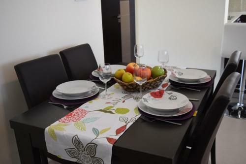 Zephyros Apartment