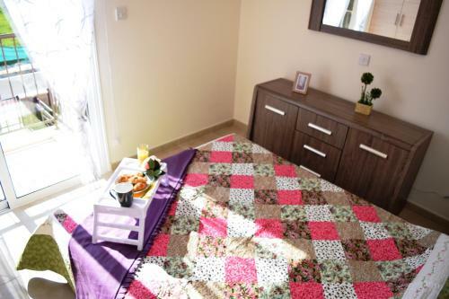 Zephyros Apartment