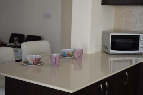 Zephyros Apartment