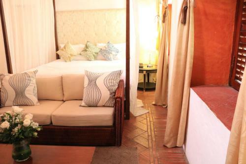 Hotel Casa De Los Reyes By Hmc