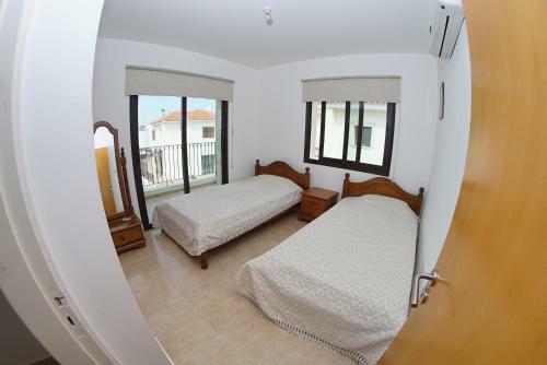 Holiday Home Kennedy Ave 200/15