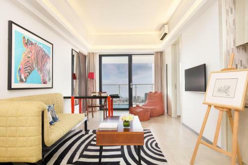 Sanya Ziyue Coniser Theme Hotel