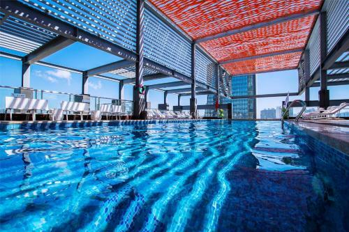 Sanya Ziyue Coniser Theme Hotel