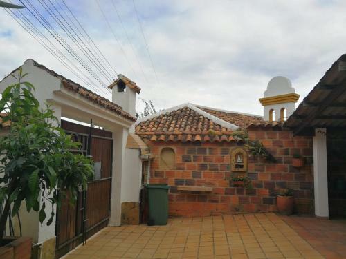 Hostal Casa De Hospedaje Las Orquideas