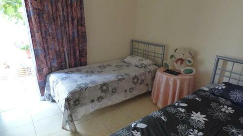 Hostal Kalampakas Guesthouse