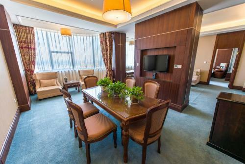 Yantai Jinghai Hotel