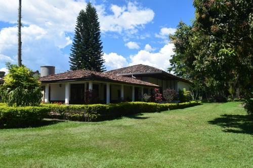 Agroturismo Finca La Bella