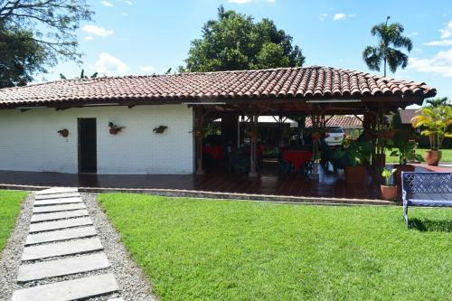 Agroturismo Finca La Bella