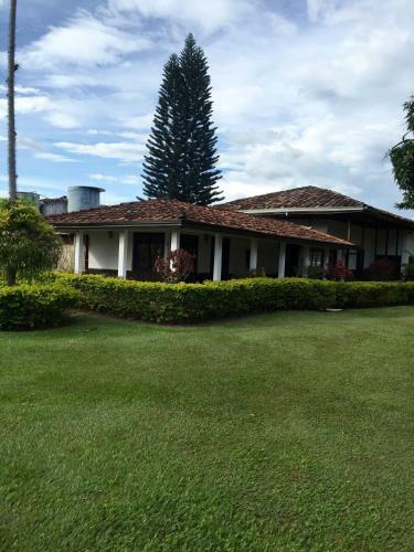 Agroturismo Finca La Bella