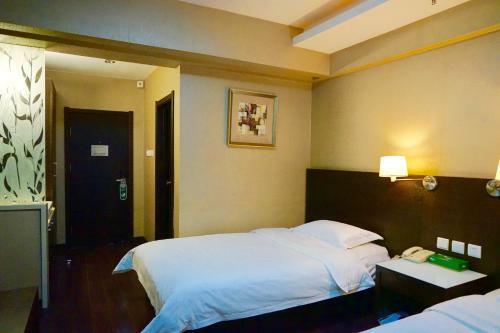 Everising Modern Hotel Central Street