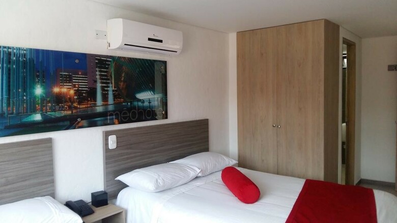 Med Hotel