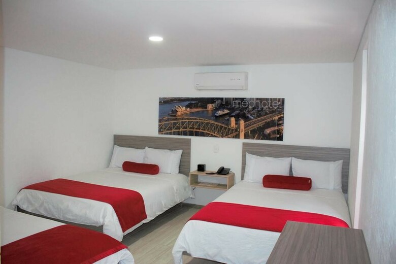 Med Hotel