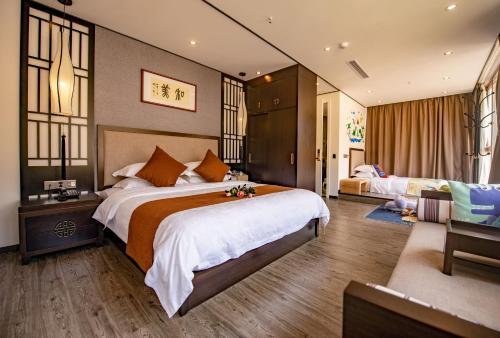 Hotel Peach Blossom River Resort