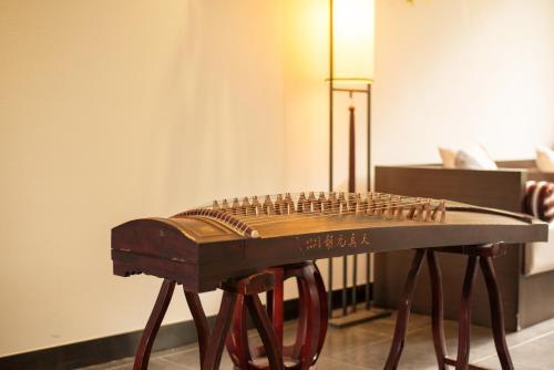 Hotel Peach Blossom River Resort