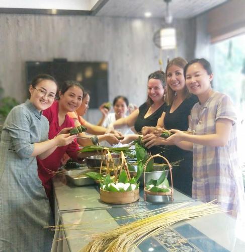 Hotel Peach Blossom River Resort