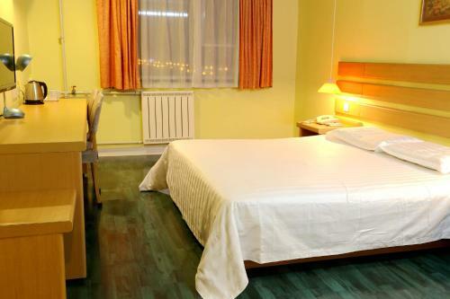 Hotel Hanting Express Yantai Development District Changjiang Road