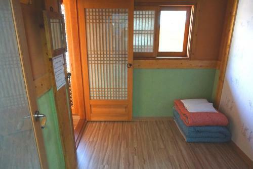 Hostal Gangneongjeon Hanok Stay