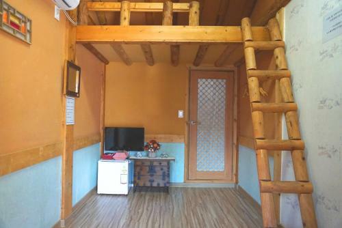 Hostal Gangneongjeon Hanok Stay